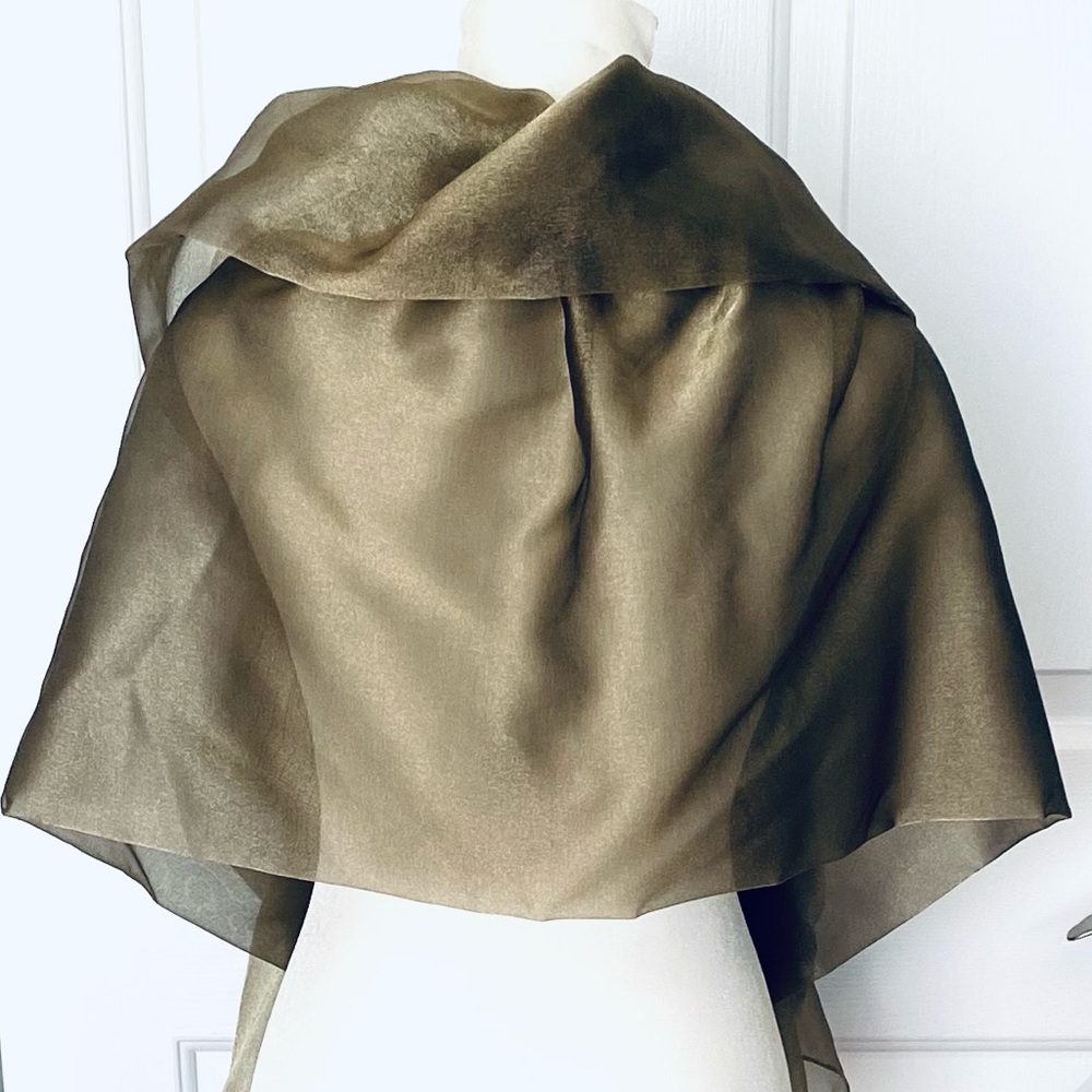 🌴 Custom Made Shawl/Wrap - Picture 7 of 11